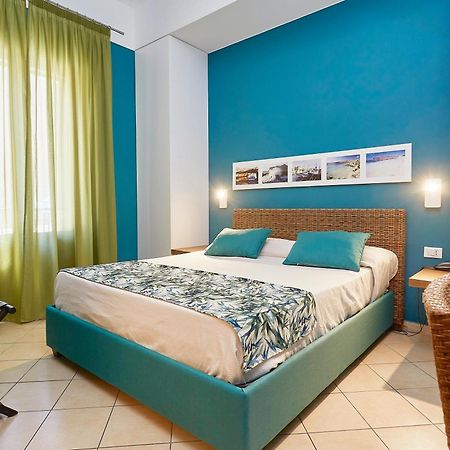 Insula Hotel Фавиньяна Экстерьер фото
