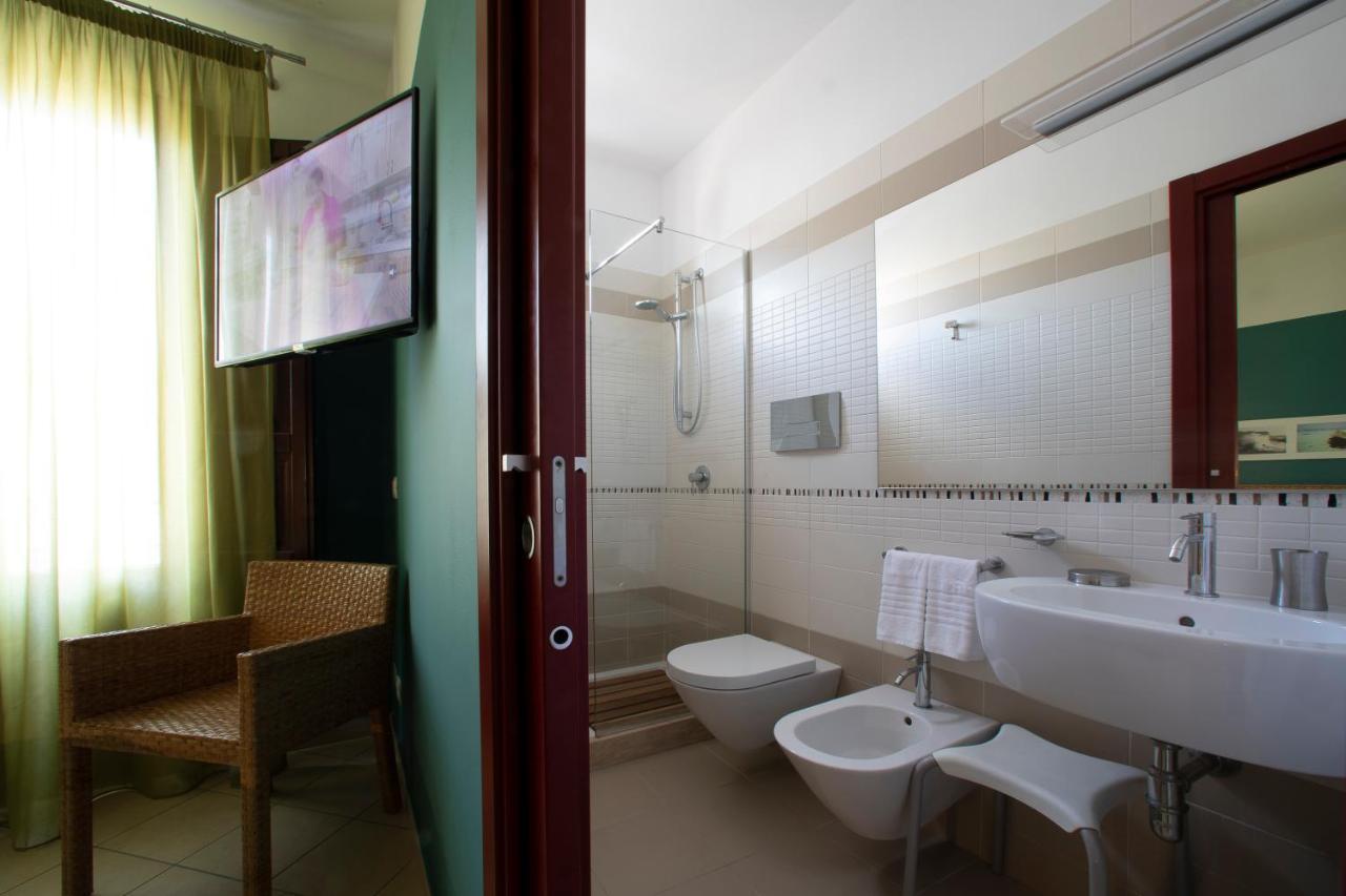 Insula Hotel Фавиньяна Экстерьер фото