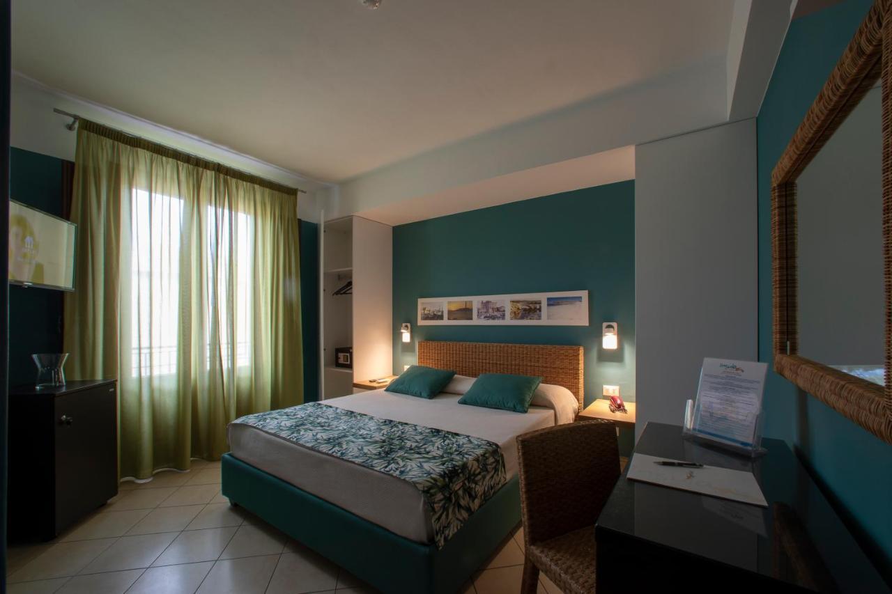 Insula Hotel Фавиньяна Экстерьер фото